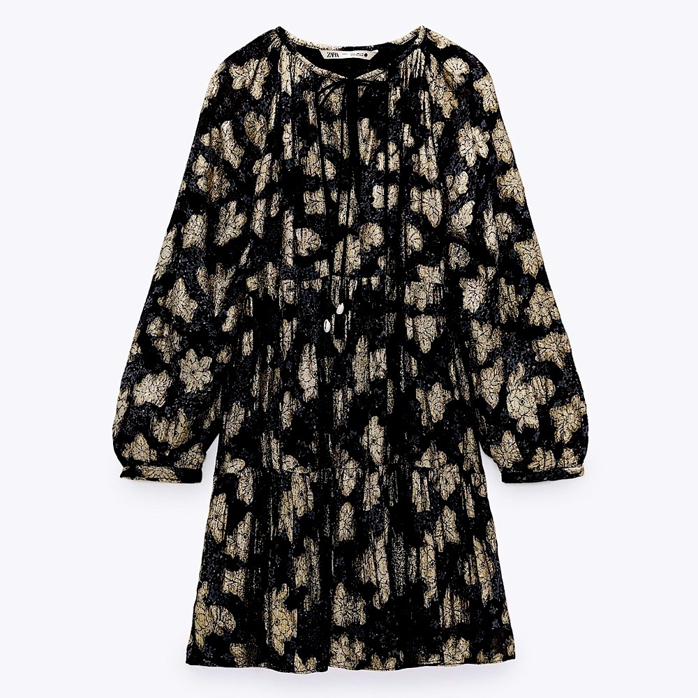 VOLUMINOUS PRINTED DRESS - Picture 2 of 8